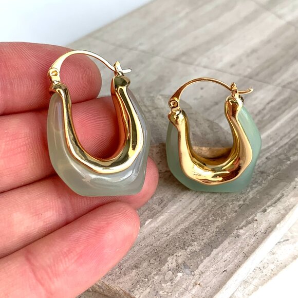 NEW~ Anthropologie Mint Green Resin Hoop Earrings - Picture 3 of 11